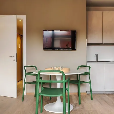 Italianway-bergonzoli Place *