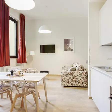 Italianway-bergonzoli Place Apartman *
