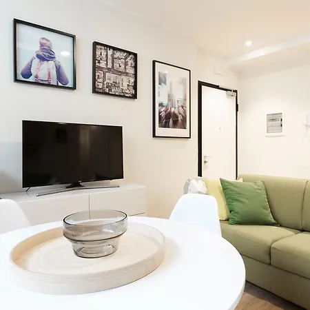 Italianway-bergonzoli Place Milánó